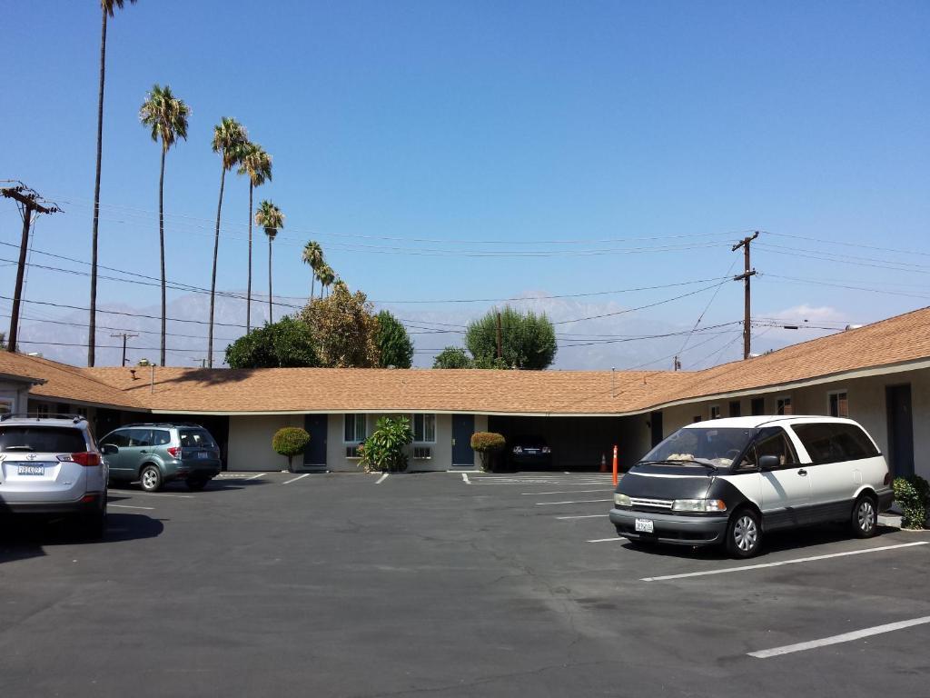 רנצ'ו קוקמונגה New Kansan Motel מראה חיצוני תמונה